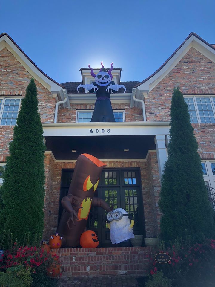 Halloween The Tale of Two Hoods!